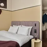 Bob W Kamppi ホテル