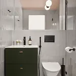 Bob W Kamppi ホテル